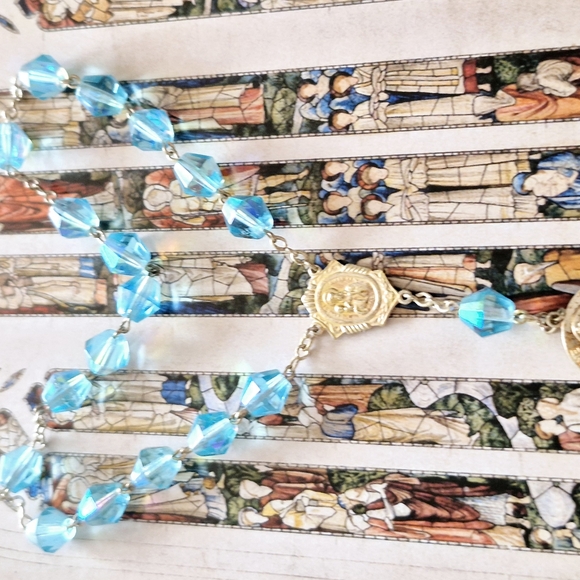 Rosary - Mini Rosary 3 Decads With Blue Glass Crystal Beads - Picture 2 of 8